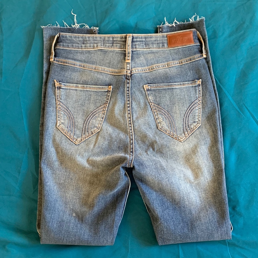 Hollister Ultra High-Rise Jeans